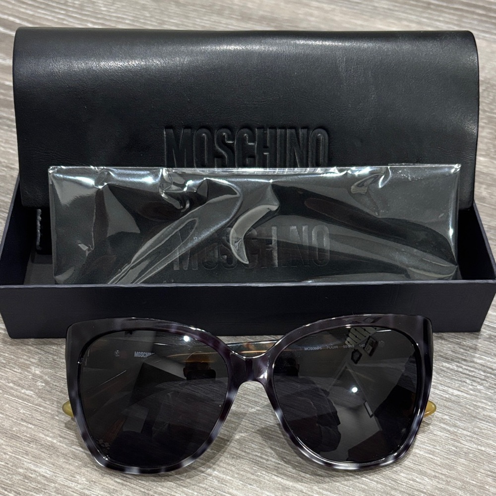 Moschino Black and Gray Sunglasses